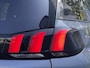 Peugeot 5008 SUV Allure Pack Business 130 pk Automaat | Navigatie | Dodehoekwaarsch. | 7-zits | Elektrische kofferbak | Parkeercamera voor/achter