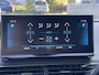 Peugeot 5008 SUV Allure Pack Business 130 pk Automaat | Navigatie | Dodehoekwaarsch. | 7-zits | Elektrische kofferbak | Parkeercamera voor/achter