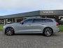 Volvo V60 T8 455PK Plug-in hybrid AWD Plus Dark | BLIS | ACC | Trekhaak | Pano | HUD | H&K | Elektr. Stoelen | 360 Camera |