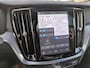 Volvo V60 T8 455PK Plug-in hybrid AWD Plus Dark | BLIS | ACC | Trekhaak | Pano | HUD | H&K | Elektr. Stoelen | 360 Camera |