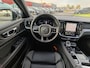 Volvo V60 T8 455PK Plug-in hybrid AWD Plus Dark | BLIS | ACC | Trekhaak | Pano | HUD | H&K | Elektr. Stoelen | 360 Camera |