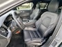 Volvo V60 T8 455PK Plug-in hybrid AWD Plus Dark | BLIS | ACC | Trekhaak | Pano | HUD | H&K | Elektr. Stoelen | 360 Camera |