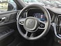 Volvo V60 T8 455PK Plug-in hybrid AWD Plus Dark | BLIS | ACC | Trekhaak | Pano | HUD | H&K | Elektr. Stoelen | 360 Camera |