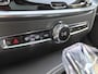 Volvo V60 T8 455PK Plug-in hybrid AWD Plus Dark | BLIS | ACC | Trekhaak | Pano | HUD | H&K | Elektr. Stoelen | 360 Camera |
