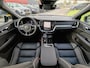 Volvo V60 T8 455PK Plug-in hybrid AWD Plus Dark | BLIS | ACC | Trekhaak | Pano | HUD | H&K | Elektr. Stoelen | 360 Camera |