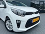 Kia Picanto 1.0 DPi DynamicLine NL.Auto/Achteruitrijcamera/Navigatie/Cruise/Lichtmetalen velgen/1Ste Eigenaar/Dealer Onderhouden