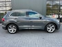 Volkswagen Tiguan 1.5 TSI R-Line Business+ NL.Auto/Panoramadak/Trekhaak/20Inch/Camera/Alcantara/IQ Light/1Ste Eigenaar!!