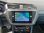 Volkswagen Tiguan 1.5 TSI R-Line Business+ NL.Auto/Panoramadak/Trekhaak/20Inch/Camera/Alcantara/IQ Light/1Ste Eigenaar!!
