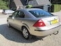 Ford Mondeo 1.8-16V Futura nette auto met trekhaak apk nieuw 14-11-2027