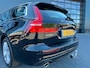 Volvo V60 2.0 B3 Business Pro NL.Auto/Panoramadak/Elc. Trekhaak/Harman-Kardon/Camera/1Ste Eigenaar/Dealer onderhouden