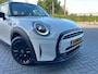 MINI Cooper 5-Deurs 1.5 Camden Plus Edition NL.Auto/Two-Tone/Nieuw-Model/Full Led/Carplay/1Ste Eigenaar/Dealer onderhouden