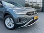 Volkswagen T-Roc 1.5 TSI Life Business NL.Auto/150PK/Stoelverw./Climatronic/Carplay/Trekhaak/1Ste Eigenaar/Dealer Onderhouden