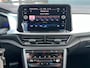 Volkswagen T-Roc 1.5 TSI Life Business NL.Auto/150PK/Stoelverw./Climatronic/Carplay/Trekhaak/1Ste Eigenaar/Dealer Onderhouden