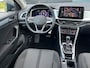 Volkswagen T-Roc 1.5 TSI Life Business NL.Auto/150PK/Stoelverw./Climatronic/Carplay/Trekhaak/1Ste Eigenaar/Dealer Onderhouden