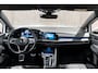 Volkswagen Golf 1.5 eTSI R-line 2021 DSG Pano IQ Carplay Camera