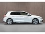 Volkswagen Golf 1.5 eTSI R-line 2021 DSG Pano IQ Carplay Camera