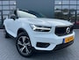 Volvo XC40 1.5 T2 Momentum NL.Auto/Two-Tone/Trekhaak/Camera/Stoelverw./Carplay/1Ste Eigenaar/Dealer Onderhouden