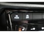 Volkswagen T-Roc 1.5 TSI 150pk R-Line Business+ | IQ. Light | Pano | Camera | 100% (Dealer) onderhouden label