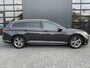 Volkswagen Passat Variant 1.5 TSI Elegance Business R-Line NL.Auto/Panoramadak/Alcantara/Full Led/Virtual Cockpit/1Ste Eigenaar