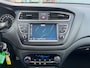 Hyundai i20 1.0 T-GDI Comfort 100PK/Camera/Leder/Carplay/Navigatie/Clima/Cruise/Trekhaak/2De Eigenaar/Nieuwstaat !!