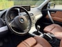 BMW X3 2.0i/Leer/PDC/Xenon/Thaak/Nieuwe APK/Stoelverw/OrigNL/