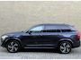 Volvo XC90 2.0 T8 Recharge AWD 445pk R-Design | SOH 100% | Long range | Leder/nubuck contourstoel | Memory | Stoel&stuurverwarming | Camera | Navigatie | Apple CarPlay | Full-LED | DAB | Keyless | Dodehoekdetectie | Elektrische achterklep | 20 inch velgen | Volledig onderhouden