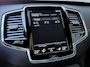 Volvo XC90 2.0 T8 Recharge AWD 445pk R-Design | SOH 100% | Long range | Leder/nubuck contourstoel | Memory | Stoel&stuurverwarming | Camera | Navigatie | Apple CarPlay | Full-LED | DAB | Keyless | Dodehoekdetectie | Elektrische achterklep | 20 inch velgen | Volledig onderhouden