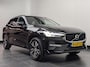 Volvo XC60 2.0 B5 Momentum Business | Trekhaak | Leder | Stoel & stuurverwarming | Camera | Standkachel | Pilot Assist |