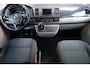 Volkswagen Transporter 2.0 TDI L2H1 DC Highline 110PK / 75kW, NL auto, nieuw door ons geleverd en onderhouden, adaptieve cruise control (ACC), verwarmbare voorruit, LED koplampen, dubbele cabine met 5 zitplaatsen, navigatie, airco, DAB+, parkeersensoren voor en achter (PDC), elektrisch verstel-, verwarm- en inklapbare buitenspiegels, glas look, achterdeuren met ruiten, lat om lat laadvloer, trekhaak, 17" LMV, licht en zichtpakket, grootlichtassistent (Light Assist) etc.etc.
