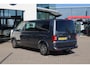 Volkswagen Transporter 2.0 TDI L2H1 DC Highline 110PK / 75kW, NL auto, nieuw door ons geleverd en onderhouden, adaptieve cruise control (ACC), verwarmbare voorruit, LED koplampen, dubbele cabine met 5 zitplaatsen, navigatie, airco, DAB+, parkeersensoren voor en achter (PDC), elektrisch verstel-, verwarm- en inklapbare buitenspiegels, glas look, achterdeuren met ruiten, lat om lat laadvloer, trekhaak, 17" LMV, licht en zichtpakket, grootlichtassistent (Light Assist) etc.etc.