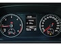 Volkswagen Transporter 2.0 TDI L2H1 DC Highline 110PK / 75kW, NL auto, nieuw door ons geleverd en onderhouden, adaptieve cruise control (ACC), verwarmbare voorruit, LED koplampen, dubbele cabine met 5 zitplaatsen, navigatie, airco, DAB+, parkeersensoren voor en achter (PDC), elektrisch verstel-, verwarm- en inklapbare buitenspiegels, glas look, achterdeuren met ruiten, lat om lat laadvloer, trekhaak, 17" LMV, licht en zichtpakket, grootlichtassistent (Light Assist) etc.etc.