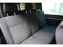 Volkswagen Transporter 2.0 TDI L2H1 DC Highline 110PK / 75kW, NL auto, nieuw door ons geleverd en onderhouden, adaptieve cruise control (ACC), verwarmbare voorruit, LED koplampen, dubbele cabine met 5 zitplaatsen, navigatie, airco, DAB+, parkeersensoren voor en achter (PDC), elektrisch verstel-, verwarm- en inklapbare buitenspiegels, glas look, achterdeuren met ruiten, lat om lat laadvloer, trekhaak, 17" LMV, licht en zichtpakket, grootlichtassistent (Light Assist) etc.etc.