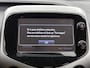 Toyota Aygo 1.0 VVT-i x-play | Navigatie | Airco | Achteruitrijcamera | Elektrische ramen voor | Elektrisch verstelbare buitenspiegels |
