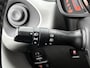 Toyota Aygo 1.0 VVT-i x-play | Navigatie | Airco | Achteruitrijcamera | Elektrische ramen voor | Elektrisch verstelbare buitenspiegels |