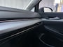 Volkswagen Golf Variant 1.0 eTSI Life DSG Business Trekhaak LED Camera Sfeerverlichting Navigatie