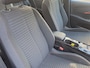 Peugeot e-208 EV Active Pack 50 kWh | Cruise control | Navigatiesysteem | Keyless start | DAB | LM Velgen | 100% Elektrisch