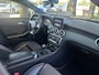 Mercedes-Benz A-klasse 180 Business Solution AMG
