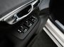 Volvo XC90 T8 Recharge AWD Ultra Dark | Luchtvering | Bowers & Wilkins | 360° | Head-Up | Massage | Panoramadak | Trekhaak
