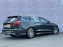 Volvo V60 2.0 B4 Inscription | Trekhaak | Styling Pack | Achteruitrijcamera | Keyless Entry | Elektrische Achterklep | Lederen Bekleding | Stoelverwarming | Cruise Control Adaptief | BLIS | Navigatie | Apple Carplay | Android Auto