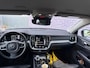 Volvo V60 2.0 B4 Inscription | Trekhaak | Styling Pack | Achteruitrijcamera | Keyless Entry | Elektrische Achterklep | Lederen Bekleding | Stoelverwarming | Cruise Control Adaptief | BLIS | Navigatie | Apple Carplay | Android Auto
