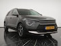 Kia Niro Hybrid 1.6 GDi PHEV Plug-in DynamicPlusLine 183PK - Navigatie - Camera - Climate control - Lederen bekleding - Stoelverwarming - Trekhaak - Fabrieksgarantie tot 01-2030
