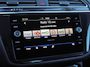 Volkswagen Tiguan 1.4 TSI eHybrid R-Line Business+ | Trekhaak | Apple Carplay | Sfeerverlichting | ACC | Virtual Cockpit | NL-Auto |