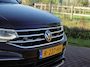 Volkswagen Tiguan 1.4 TSI eHybrid R-Line Business+ | Trekhaak | Apple Carplay | Sfeerverlichting | ACC | Virtual Cockpit | NL-Auto |