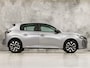 Peugeot 208 1.2 Hybrid 110 e-DCS6 Sport Style Automaat (APPLE CARPLAY, GROOT NAVI, PARKEERSENSOREN, SPORTSTOELEN, CRUISE, LANE ASSIST, NIEUWSTAAT)