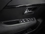 Peugeot 208 1.2 Hybrid 110 e-DCS6 Sport Style Automaat (APPLE CARPLAY, GROOT NAVI, PARKEERSENSOREN, SPORTSTOELEN, CRUISE, LANE ASSIST, NIEUWSTAAT)