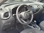 Toyota Aygo X 1.5 Hybrid Pulse Plus | Tarragon, Bi-Tone, Stoelverwarming, Climate control, Startknop, LED, 17 inch