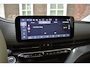 Fiat 500e 42KWh La Prima 3+1 /95,8% SOH/ Panoramadak/Leer/Active cruise control/Stoelverwarming/JBL Speakers/17"lmv Wij zijn op afspraak geopend! Graag bellen voor uw komst.