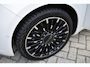 Fiat 500e 42KWh La Prima 3+1 /95,8% SOH/ Panoramadak/Leer/Active cruise control/Stoelverwarming/JBL Speakers/17"lmv Wij zijn op afspraak geopend! Graag bellen voor uw komst.