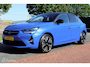 Opel Corsa-e Ultimate 50 kWh, Panoramadak, Sportstoelen, Zwart dak, Zwarte hemel, Pdc voor + achter + camera, Stoel-stuurverwarming, Ful Ledverlichting, Keyless go/entry