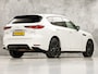Mazda CX-60 2.5 e-SkyActiv PHEV Takumi 328Pk Automaat (PANORAMADAK, HEAD-UP DISPLAY, STOELKOELING/VERWARMING, BOSE, 360 CAMERA, TREKHAAK, KEYLESS, SFEERVERLICHTING, ADAPTIVE CRUISE, STUURWIEL VERWARMD, NIEUWE APK, NIEUWSTAAT)